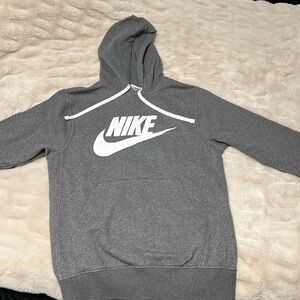 Like new! Womens Nike Hoodie // XS dark gray Fleece Logo Pullover
